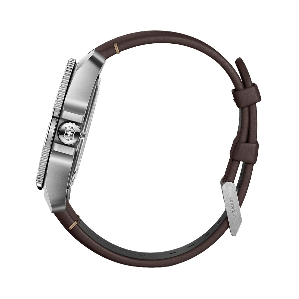 Journey 1884 Quartz 43mm - Black on Leather Strap w/ Extra Rubber Strap