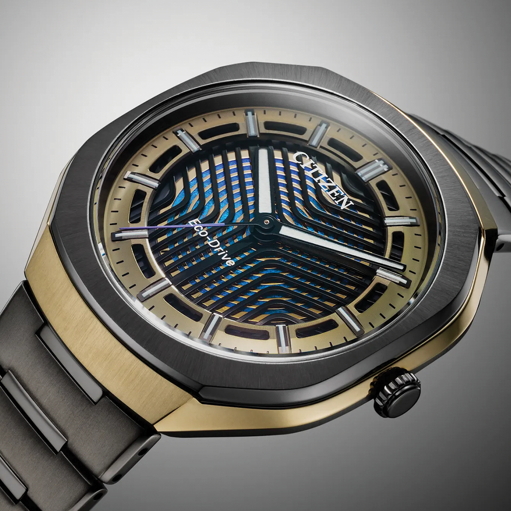 Photon Super Titanium™ Two-Tone Limited Edition 39.6mm - Champagne on Bracelet