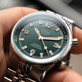SOMBRERO 38mm - Green on Flat-Link Bracelet w/ Additional Leather Strap
