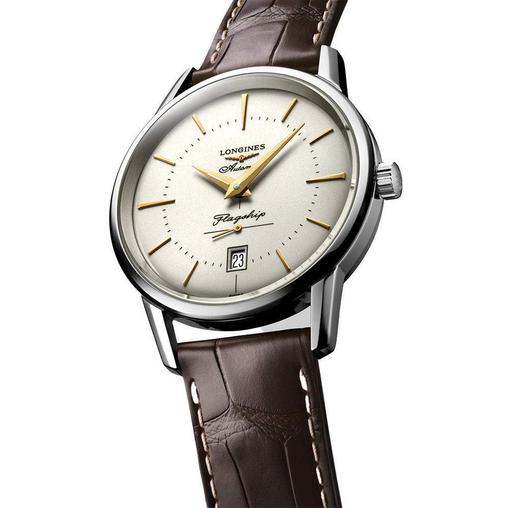 Flagship Heritage 38.5mm - Silver on Leather Strap