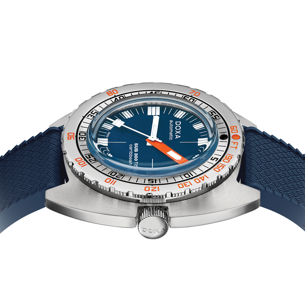 SUB 300 Ti5 42.5mm - Blue on Rubber Strap