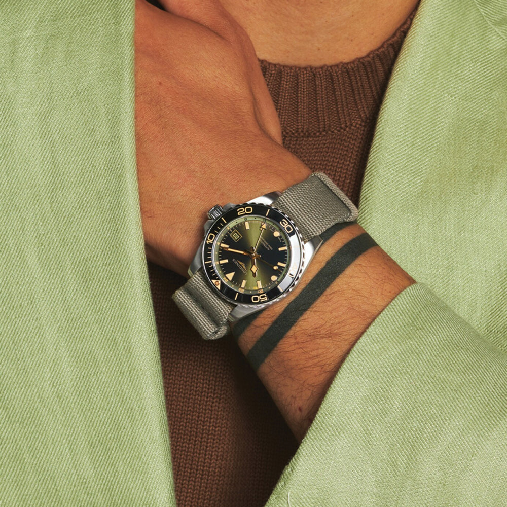 HydroConquest GMT 41mm - Green on Fabric One Piece Strap