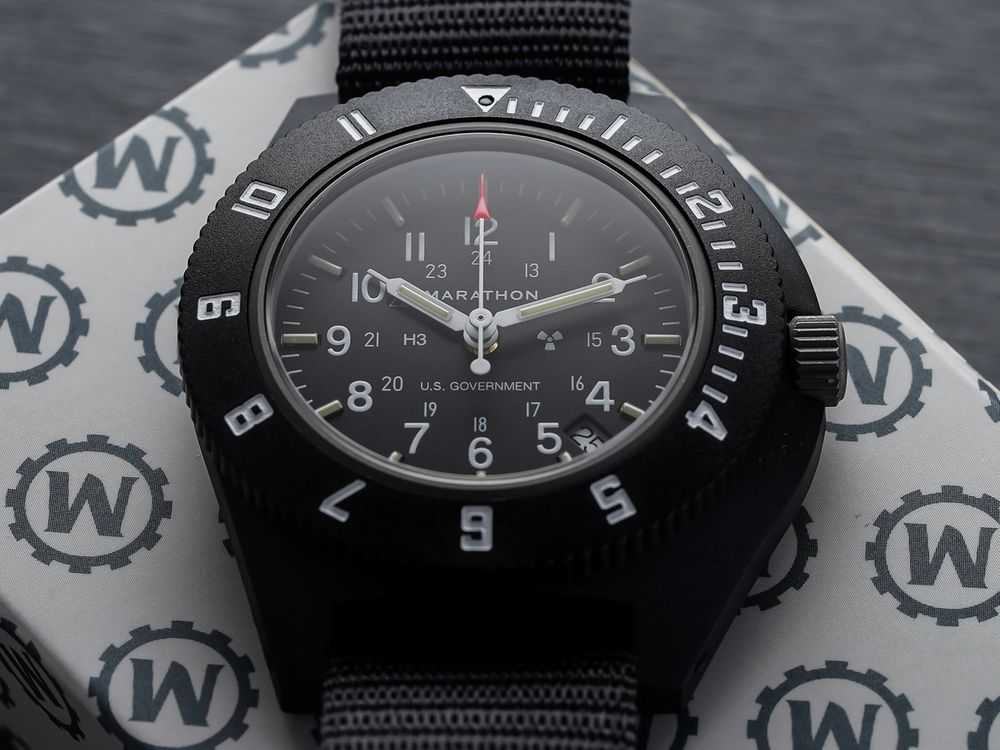 Pilot's Navigator with Date & Tritium 41mm - Black on Nylon Strap