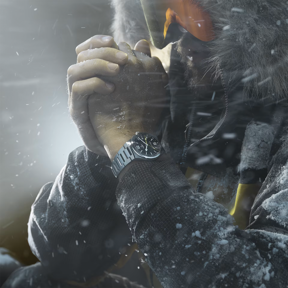 Northflag Manufacture 40mm - Black on Bracelet