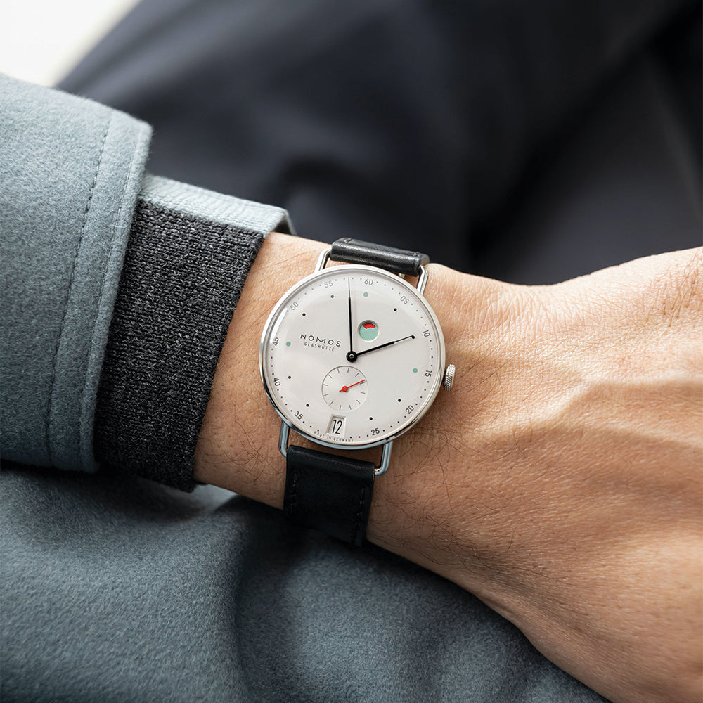 Metro 37mm - White Silver-Plated on Leather Strap