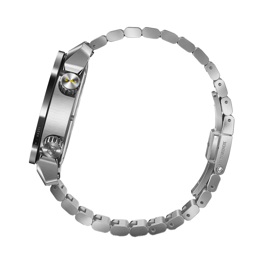 Air Pro 43mm - Black on Bracelet