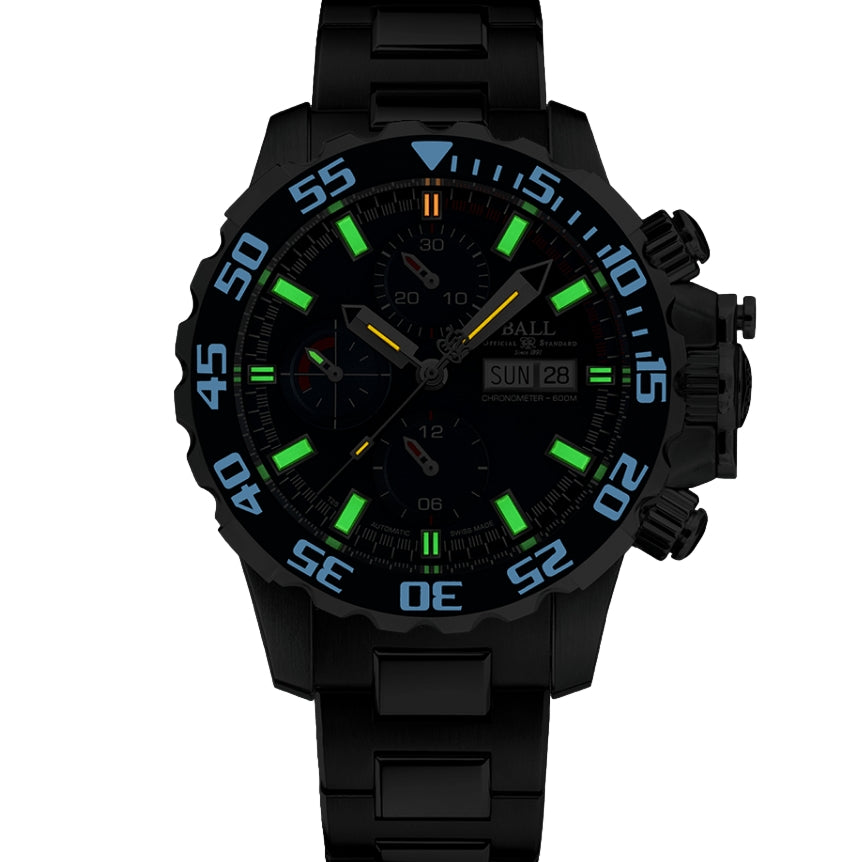 Engineer Hydrocarbon Titanium 42mm - Blue on Bracelet