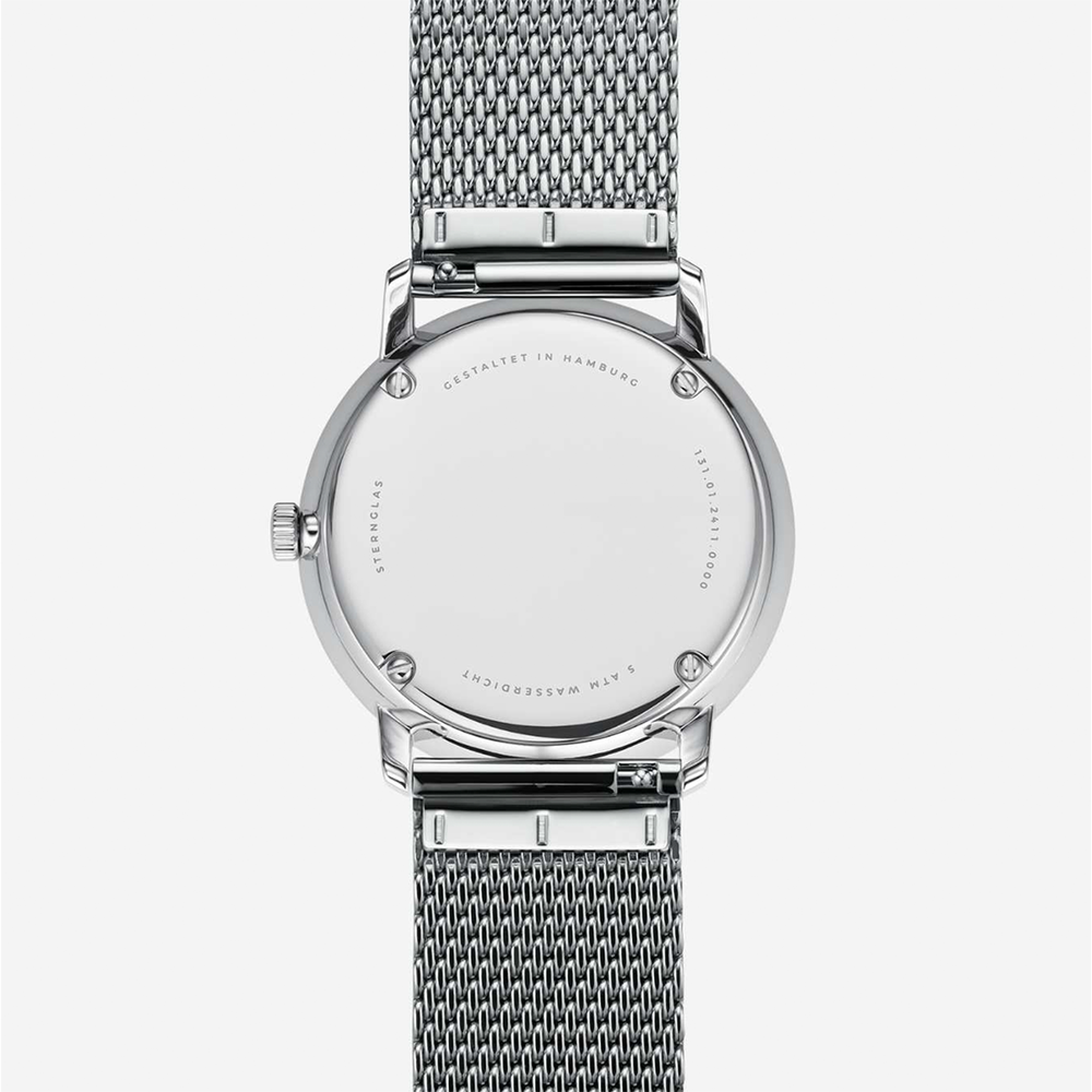 Naos Quartz Update 38mm - Blue on Bracelet