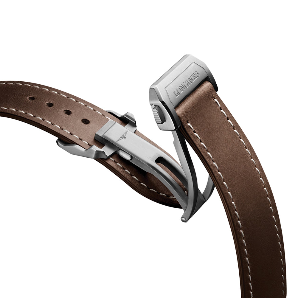 Spirit Pilot Automatic 39mm - Black on Leather Strap