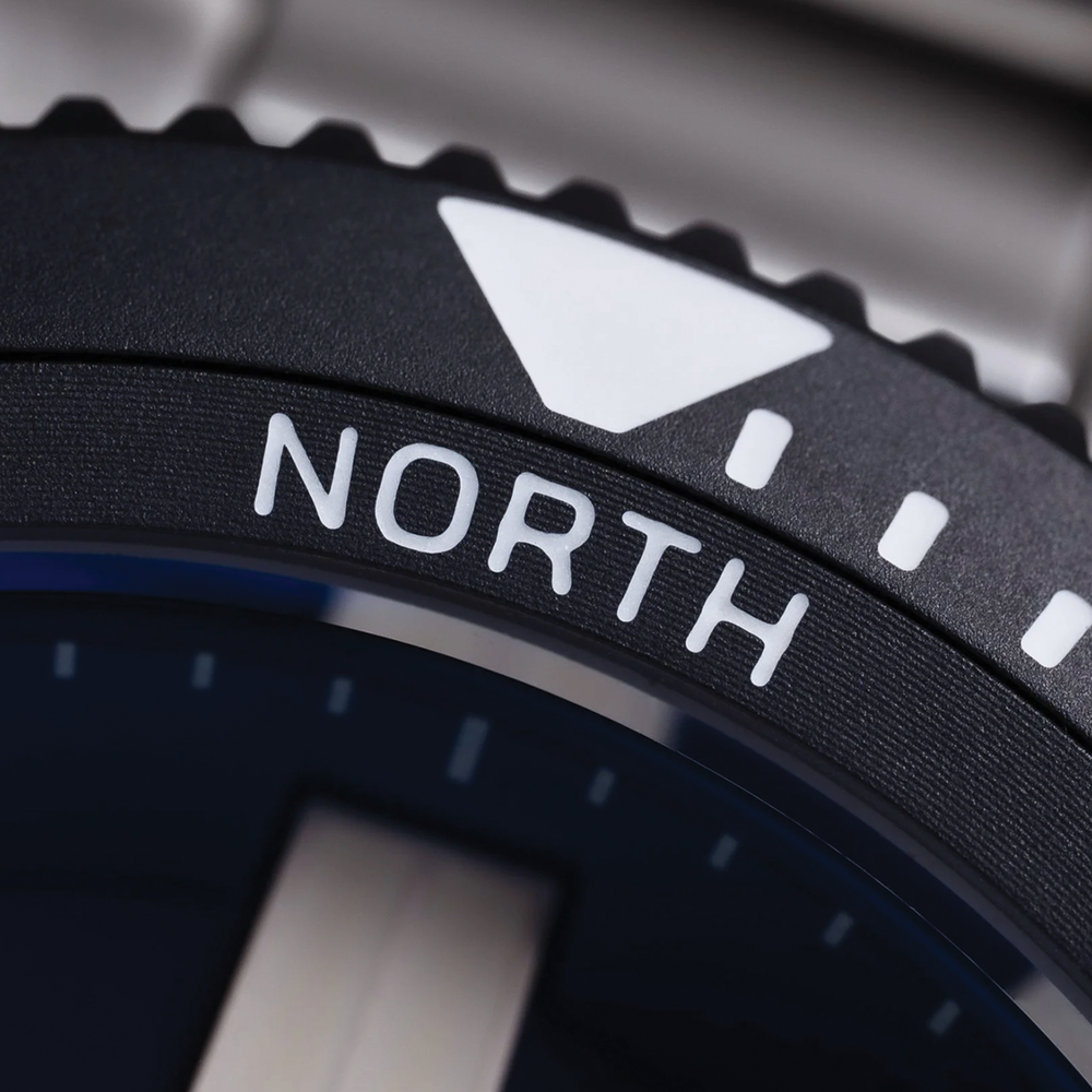 Sector Deep Pioneer Admiral 38mm - Blue on Bracelet