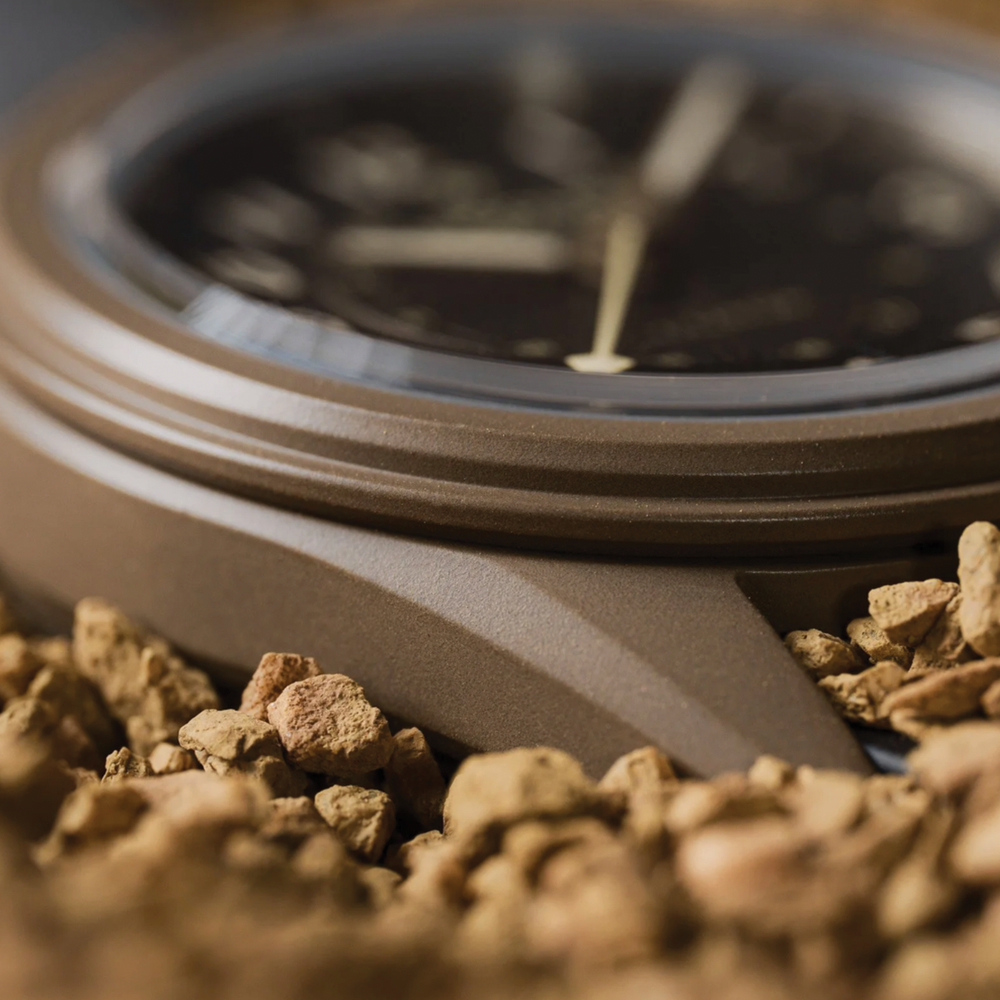 Sector II Field Titanium FDE 38mm - Brown on Rubber Strap