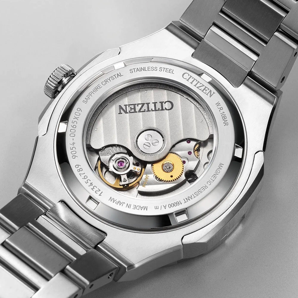 Series8 880 Automatic GMT 41mm - Blue on Bracelet