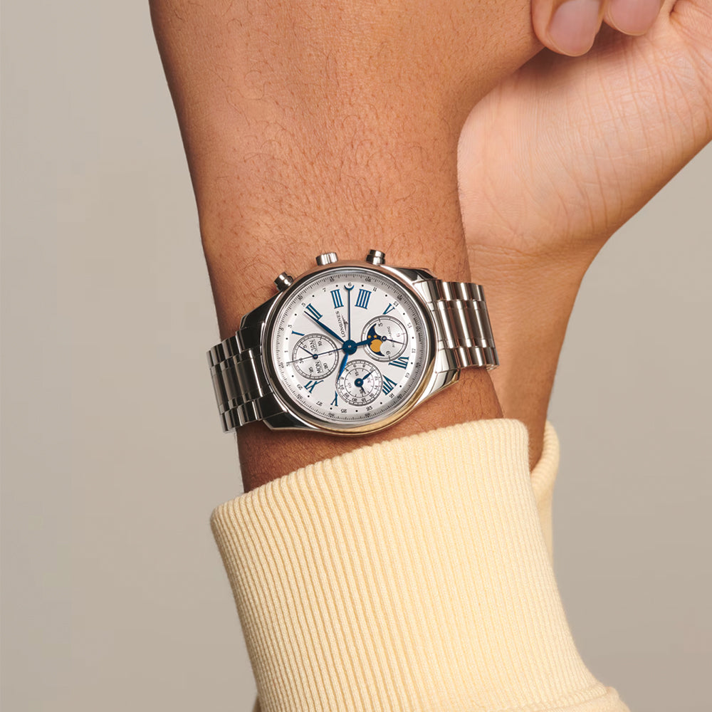 Master Collection Chrono Moonphase 40mm - Silver on Bracelet