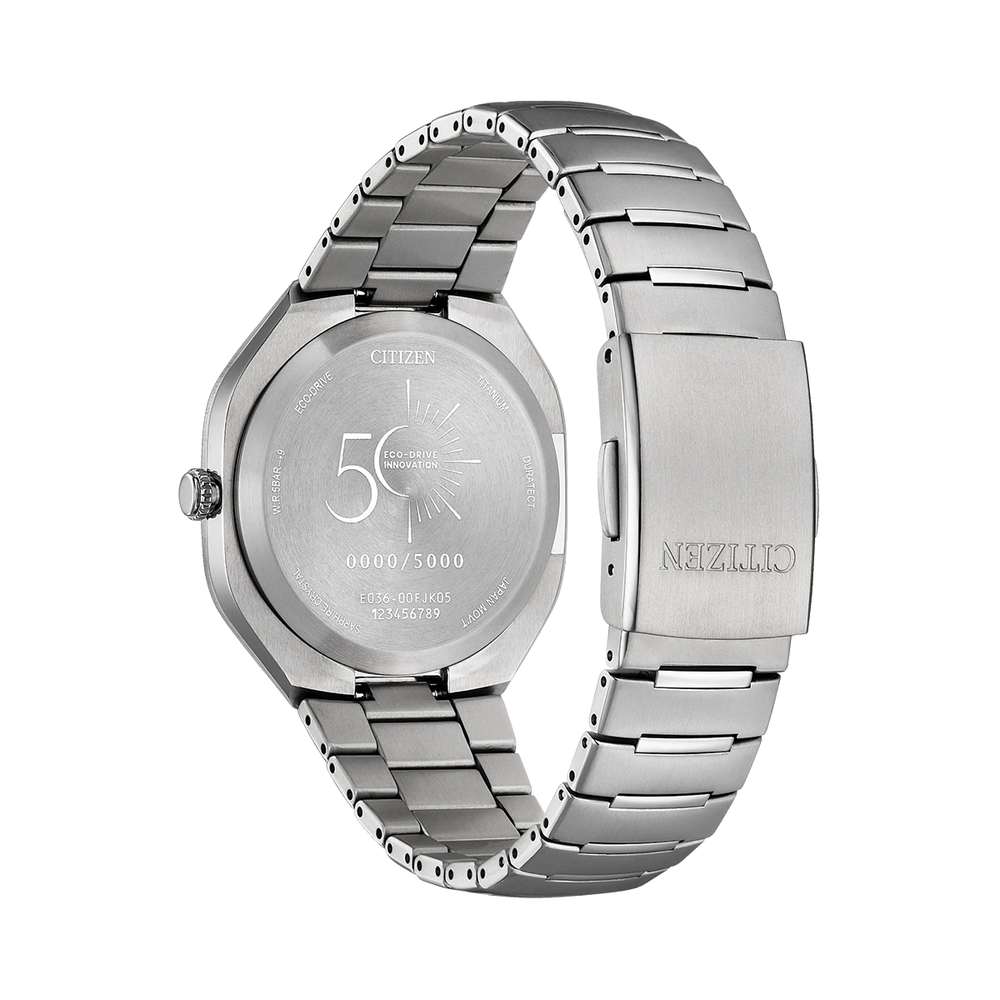 Photon Super Titanium™ Limited Edition 39.6mm - Blue on Bracelet