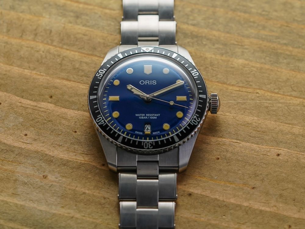 Divers Sixty‑Five Date 40mm - Blue on Bracelet | Teddy Baldassarre