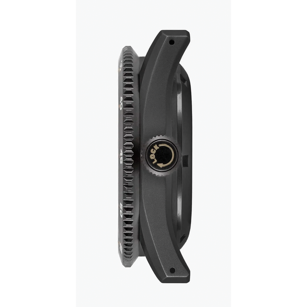 Sector Deep Pioneer NVG Black DLC 38mm - Black on Bracelet