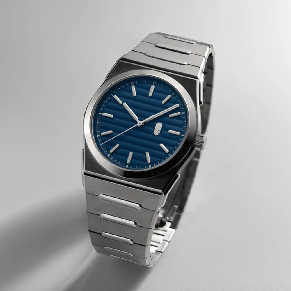 Louis Erard 2340 40mm - Blue on Bracelet