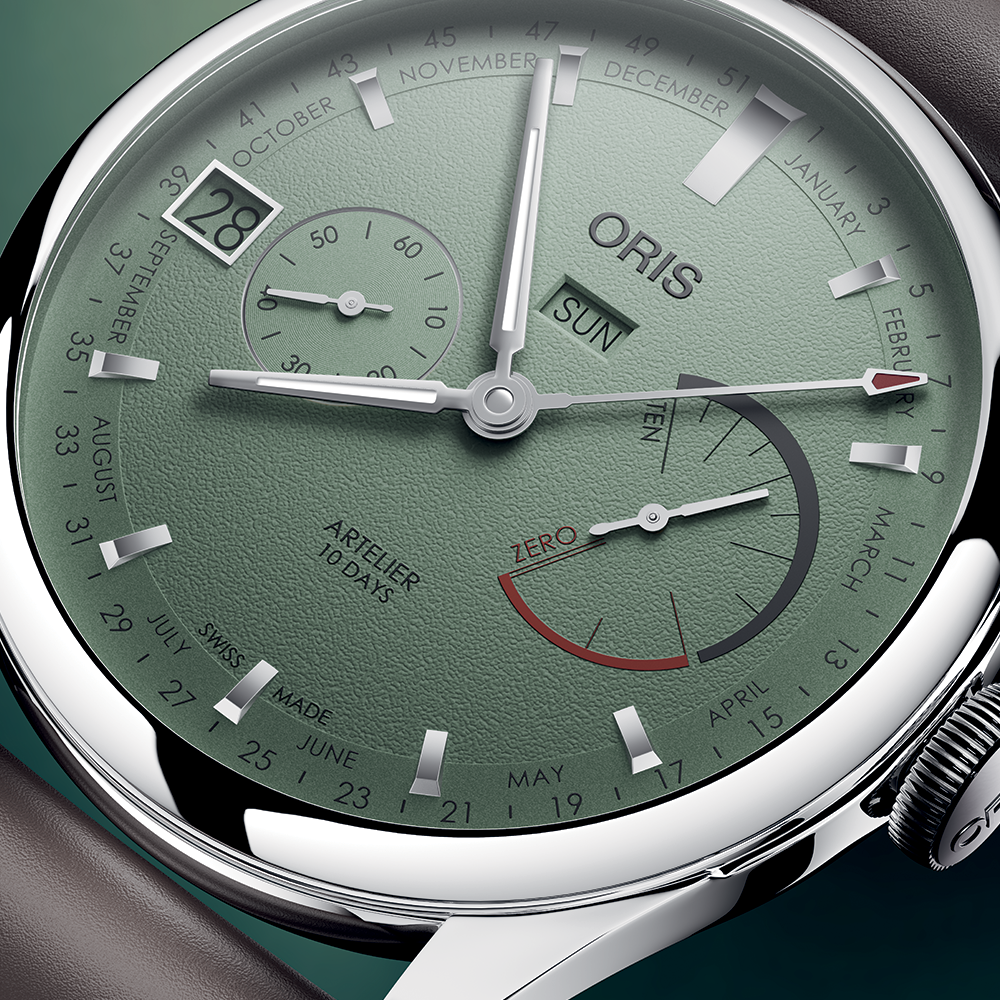 Artelier Calibre 113 43mm - Green on Leather Strap