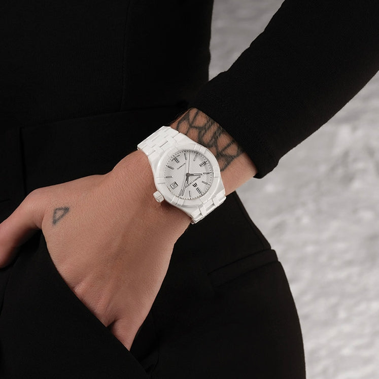 Aikon Automatic Ceramic 39mm - White on Bracelet