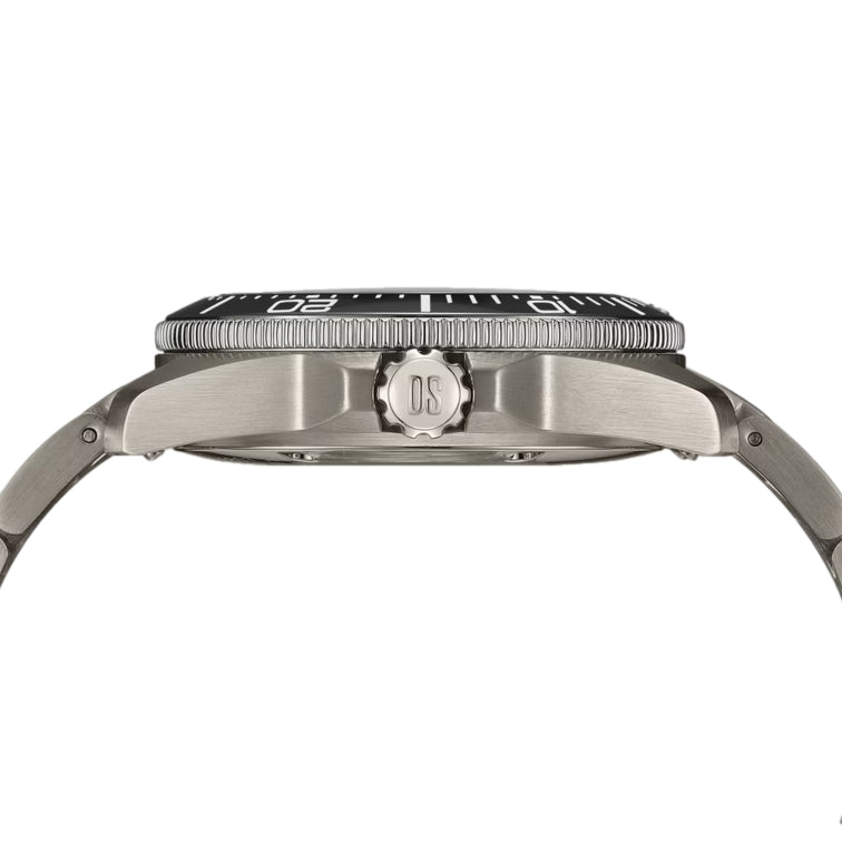 DS Action Diver “New DS Concept Extreme Shock Resistance” Titanium 38mm - Grey on Bracelet