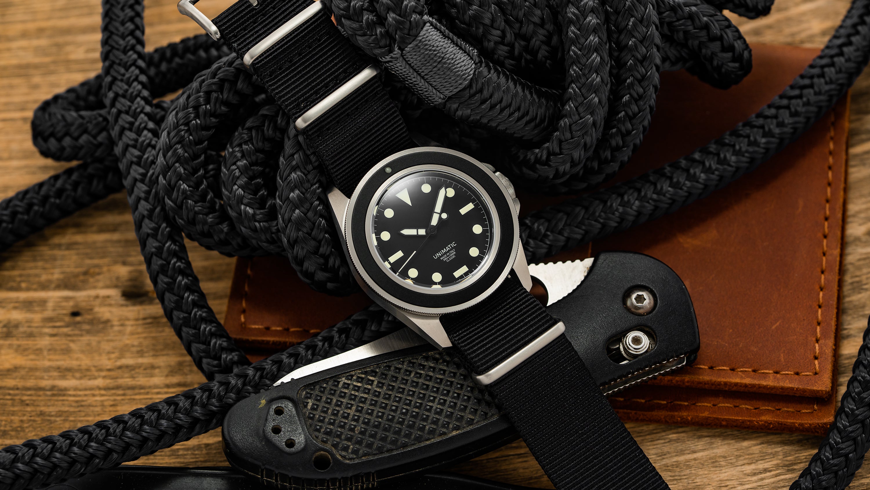UC3 Modello Tre U3 Classic Quartz 41.5mm - Black on Fabric Strap