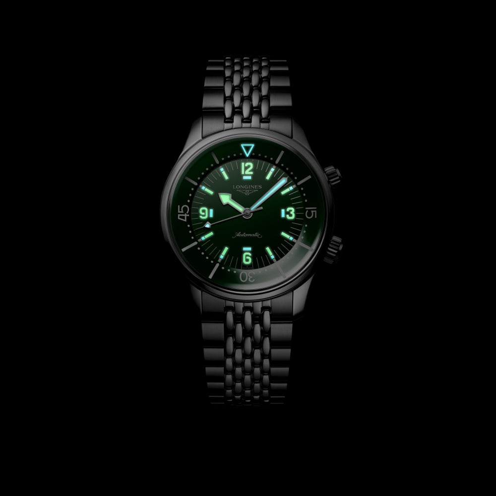 Legend Diver 39mm - Green on Braclet