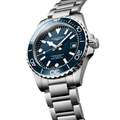 HydroConquest 39mm - Blue on Bracelet