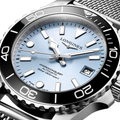 HydroConquest 39mm - Blue, Black Bezel on Mesh Bracelet