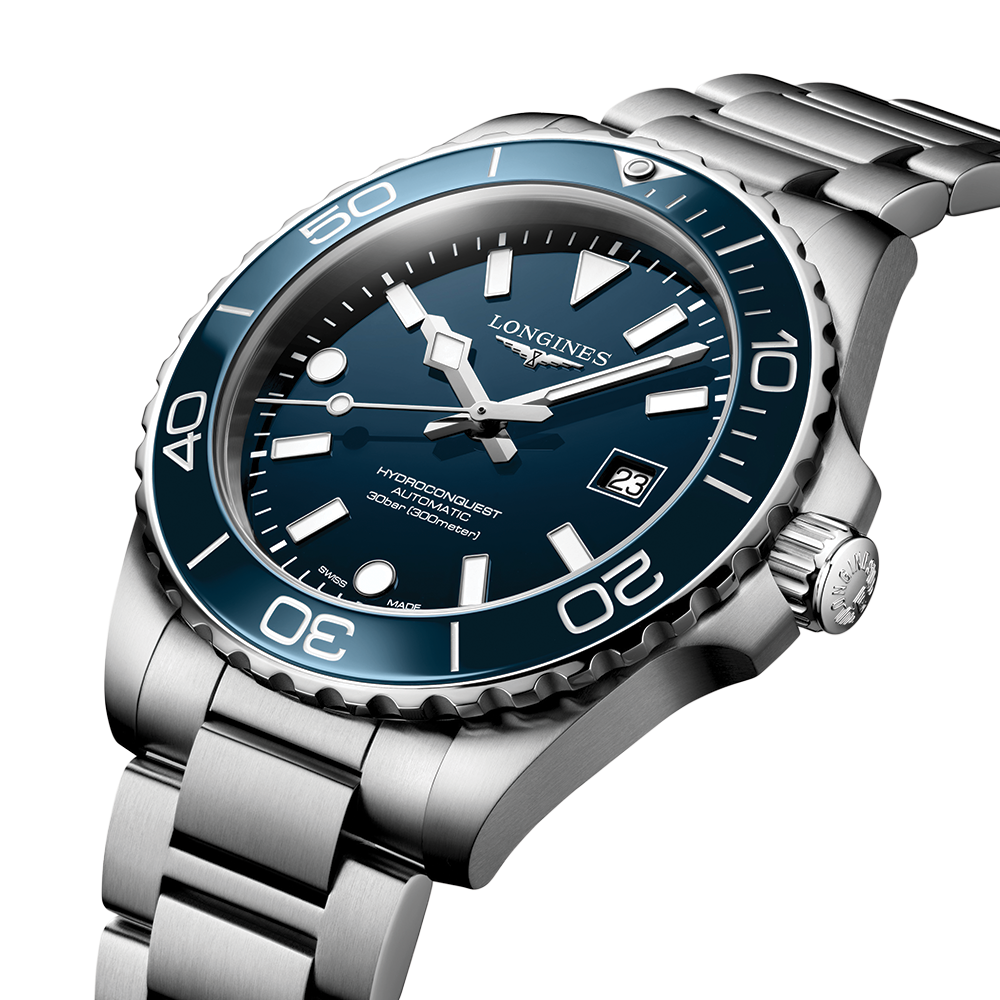 HydroConquest 42mm - Blue on Bracelet