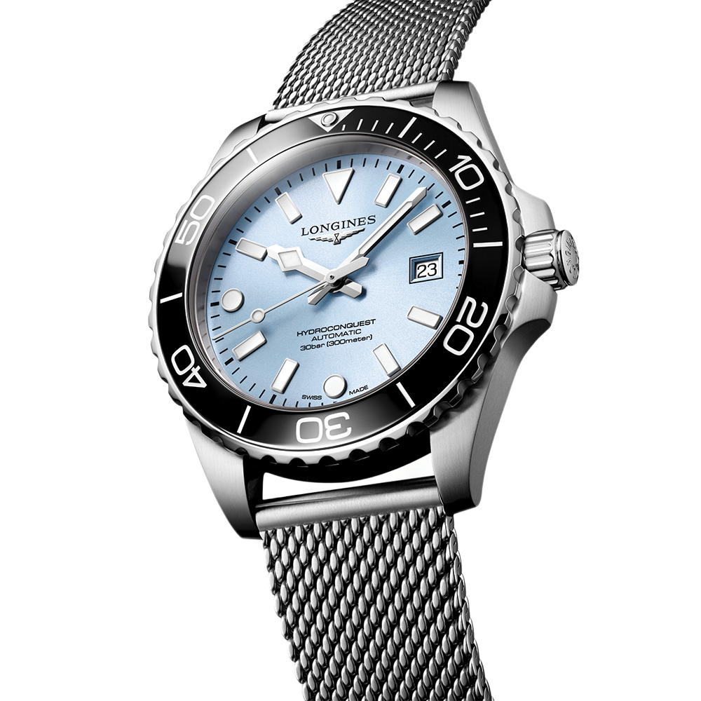 HydroConquest 42mm - Blue, Black Bezel on Mesh Bracelet