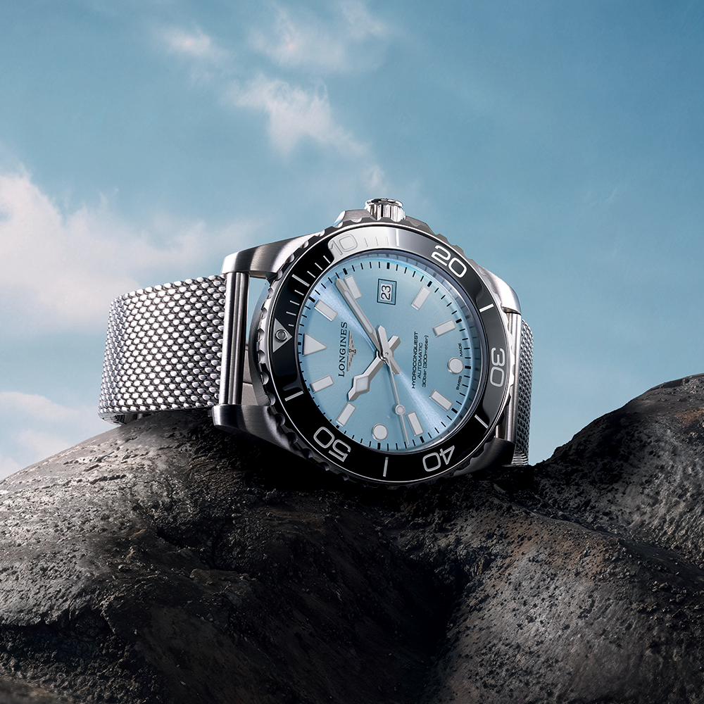 HydroConquest 42mm - Blue, Black Bezel on Mesh Bracelet | Teddy