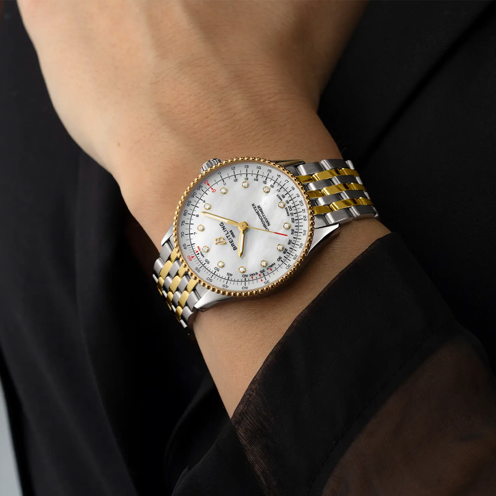 Navitimer Automatic Two-Tone 36mm - White, Mother-of-Pearl, Diamond-Set on Bracelet