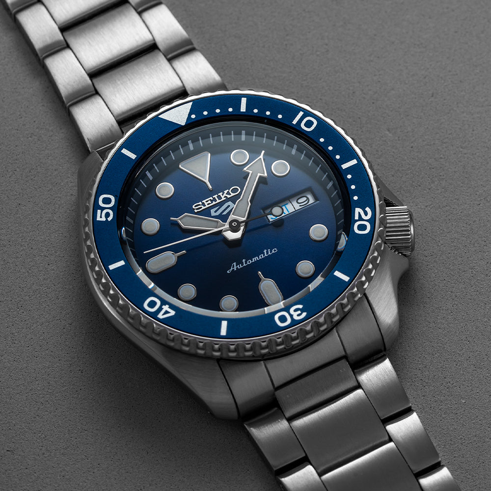 5 Sports Blue Dial, 42.5mm SRPD51