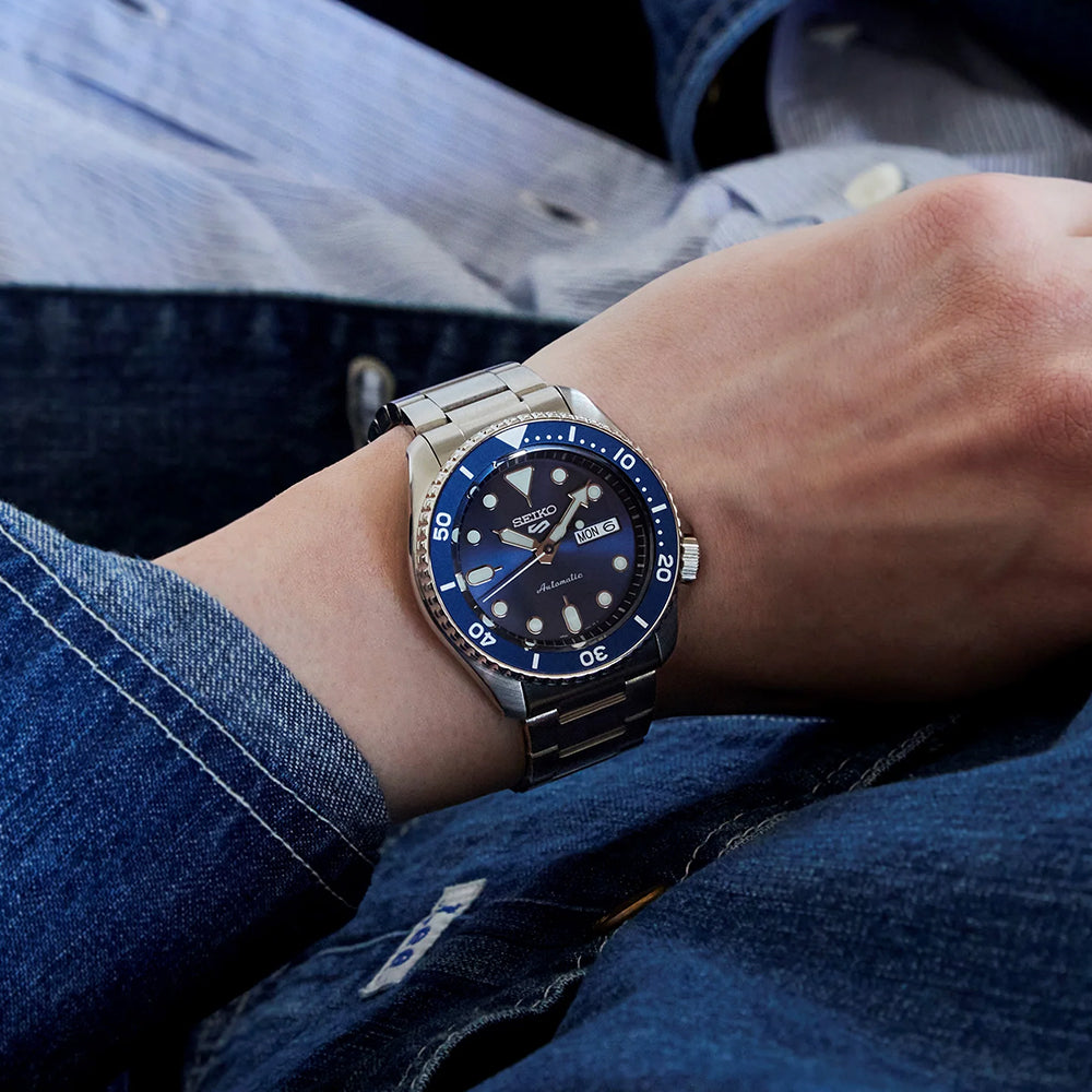 5 Sports Blue Dial, 42.5mm SRPD51