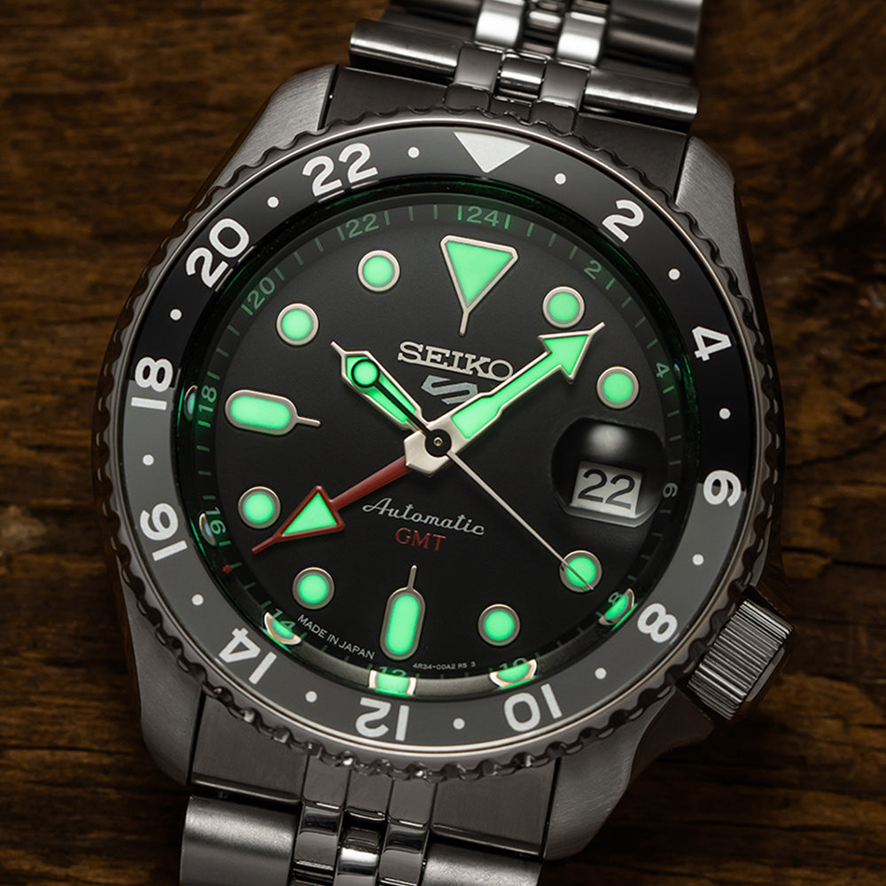 5 Sports GMT Black Dial, 42.5mm SSK001