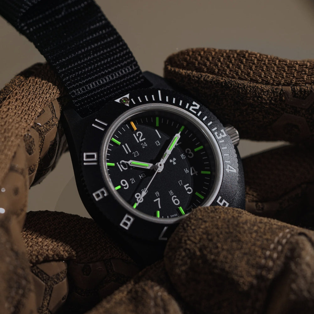 Standard-Issue Tritium Pilot's Quartz Type II NAV 41mm - Black on Fabric Strap