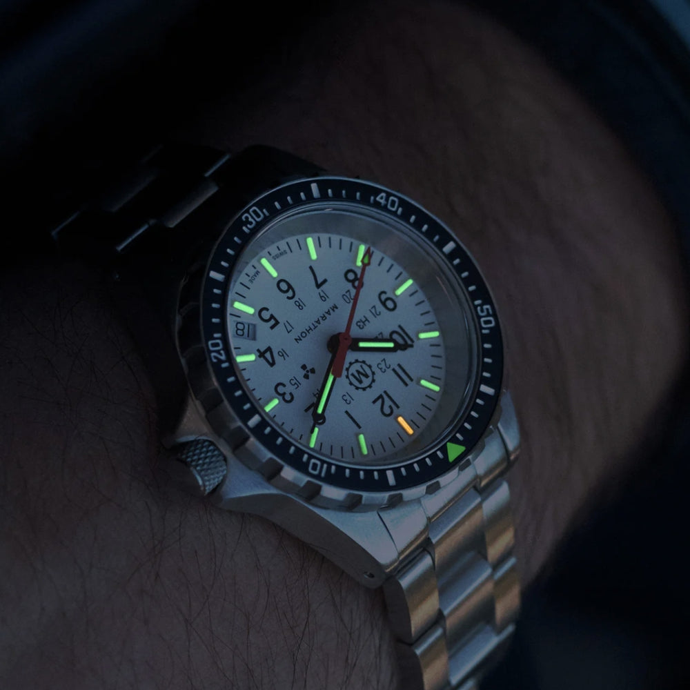 MSAR® Arctic Edition Diver's Quartz Type II 36mm - White on Bracelet