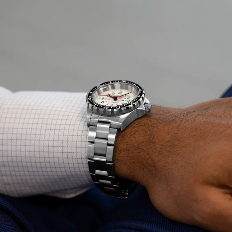 MSAR® Arctic Edition Diver's Quartz Type II 36mm - White on Bracelet