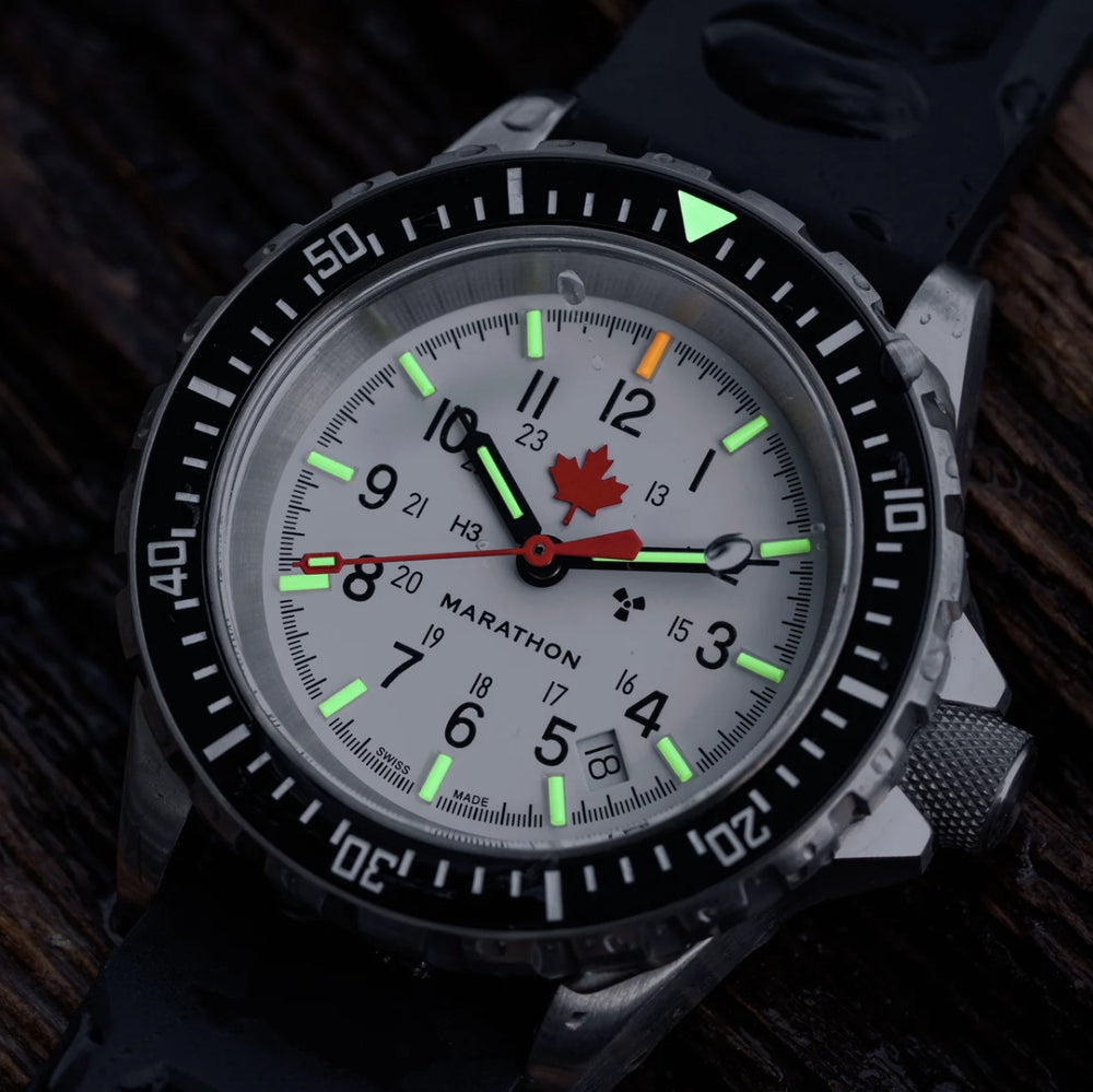 GSAR® Arctic Edition Red Maple Tritium Diver's Automatic Type II 41mm - White on Rubber Strap