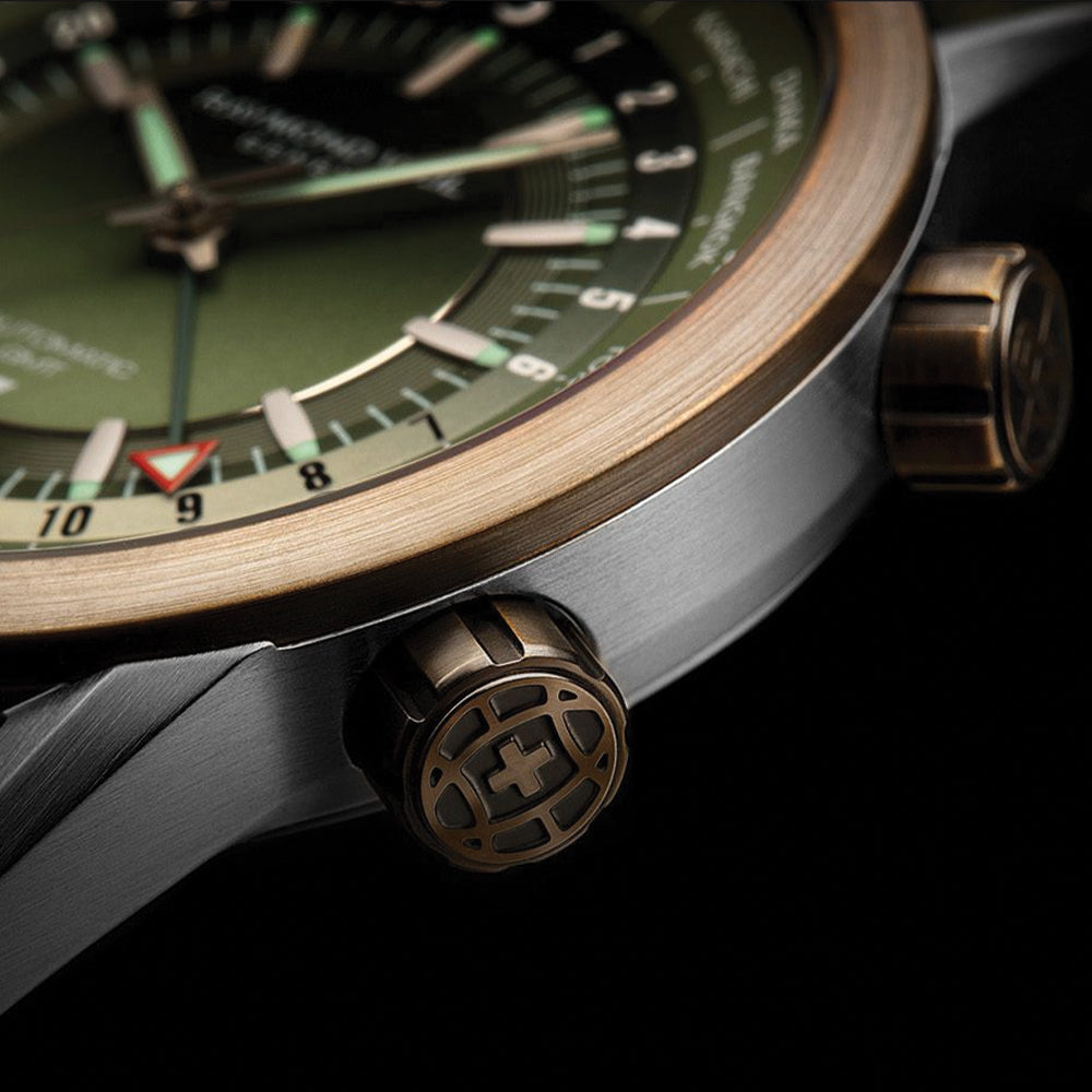 Freelancer GMT Worldtimer 40.5mm - Green on Leather Strap