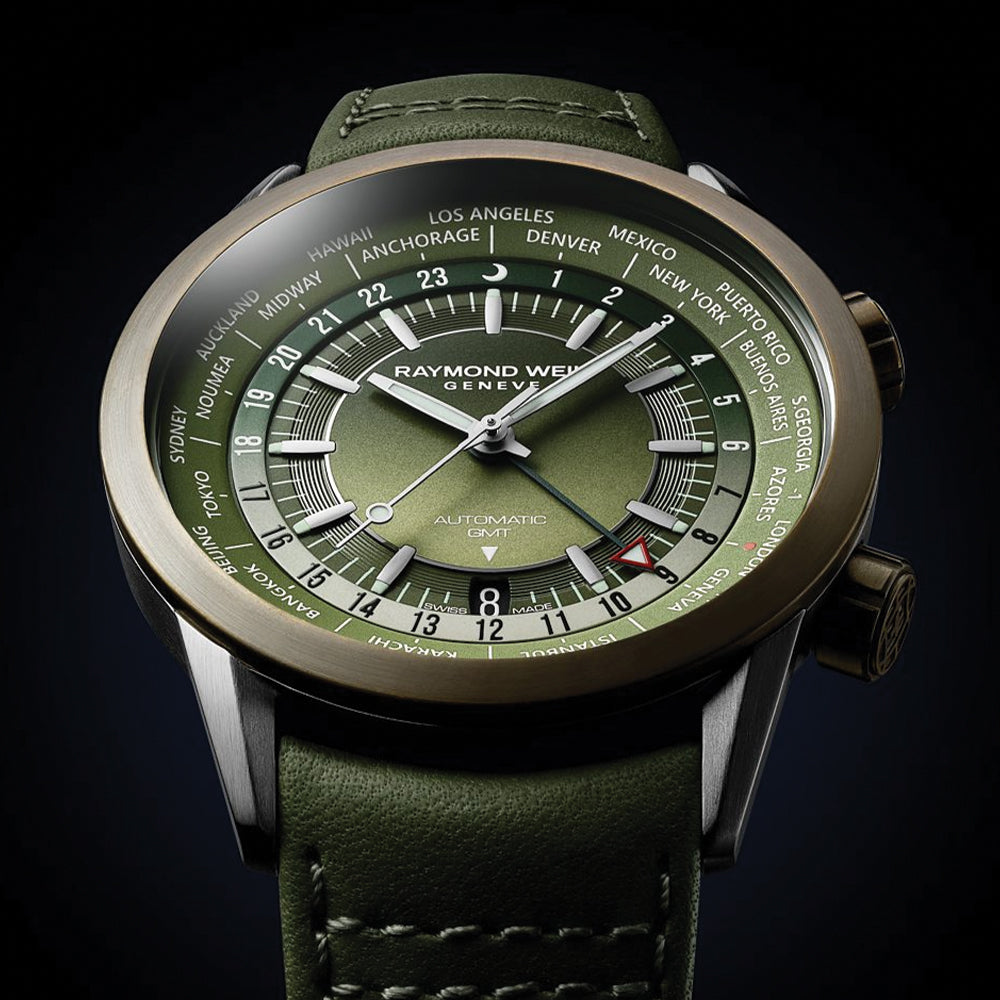 Freelancer GMT Worldtimer 40.5mm - Green on Leather Strap