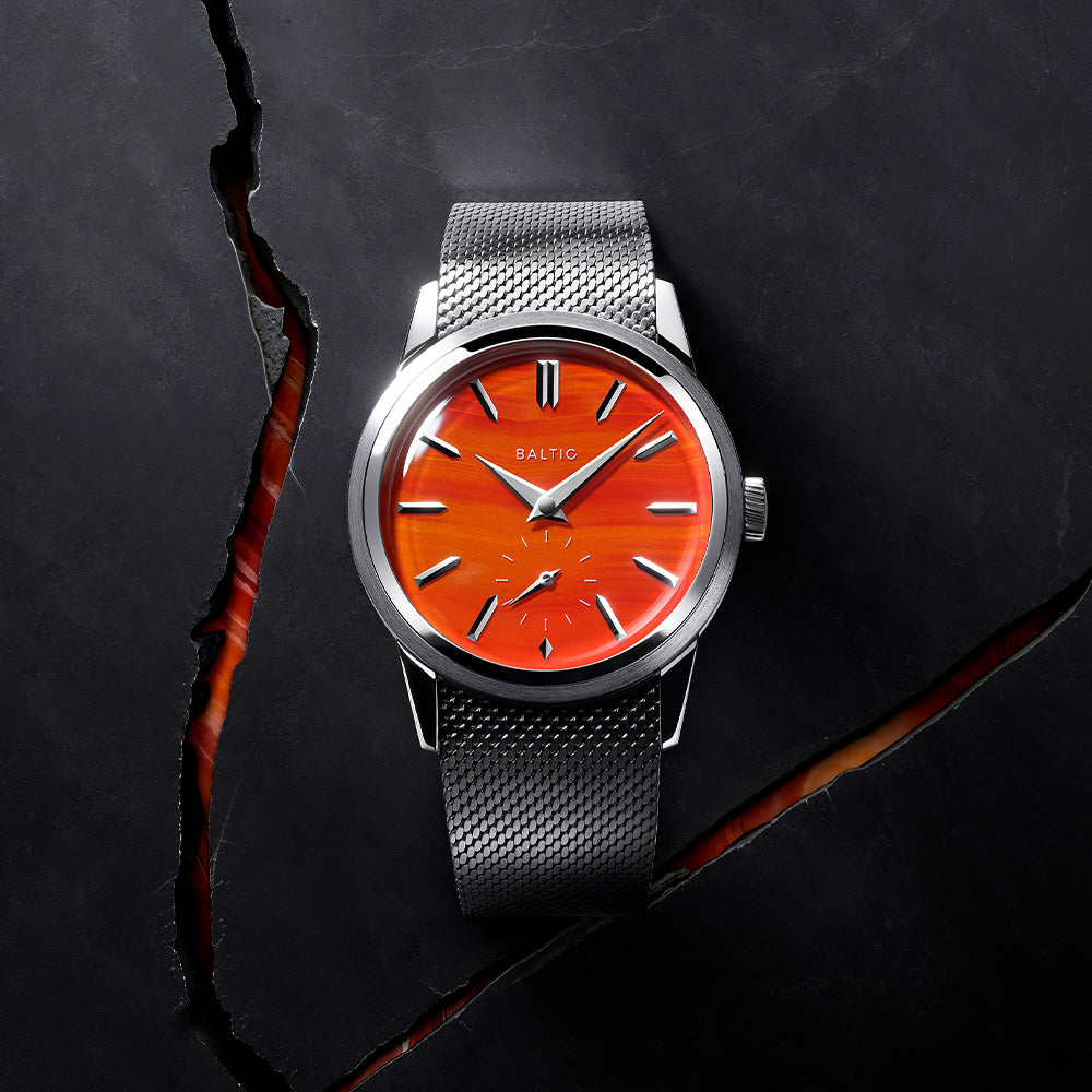 Prismic London Limited Edition 36mm - Red Agate on Mesh Bracelet