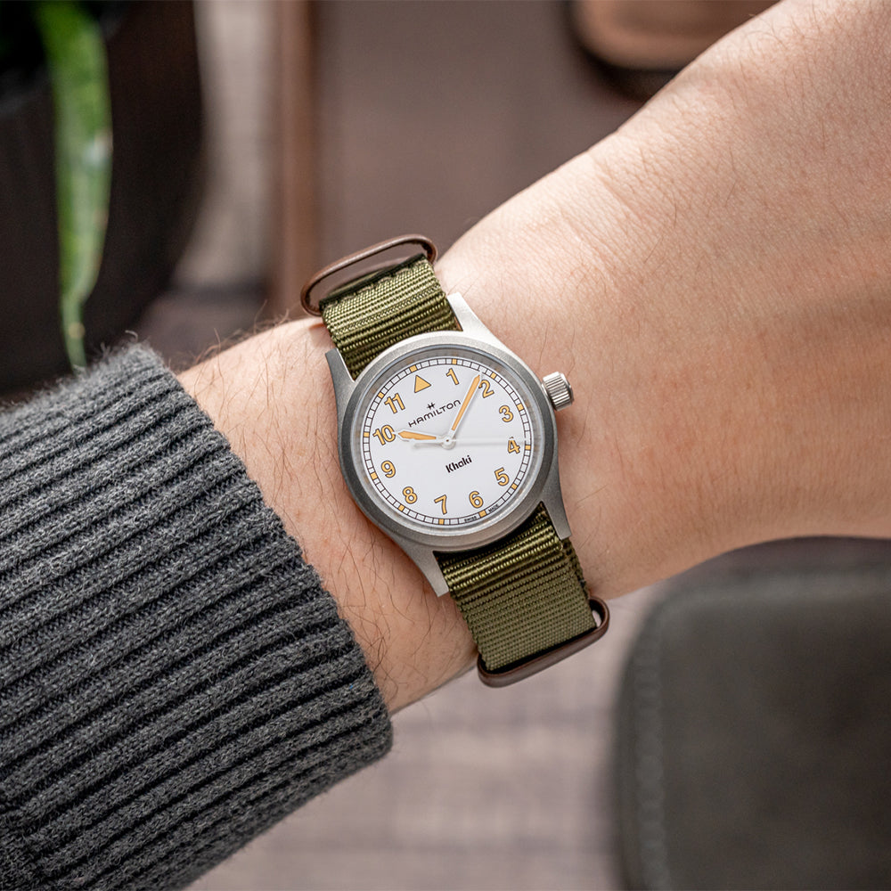 Khaki Field Quartz White Dial, 33mm