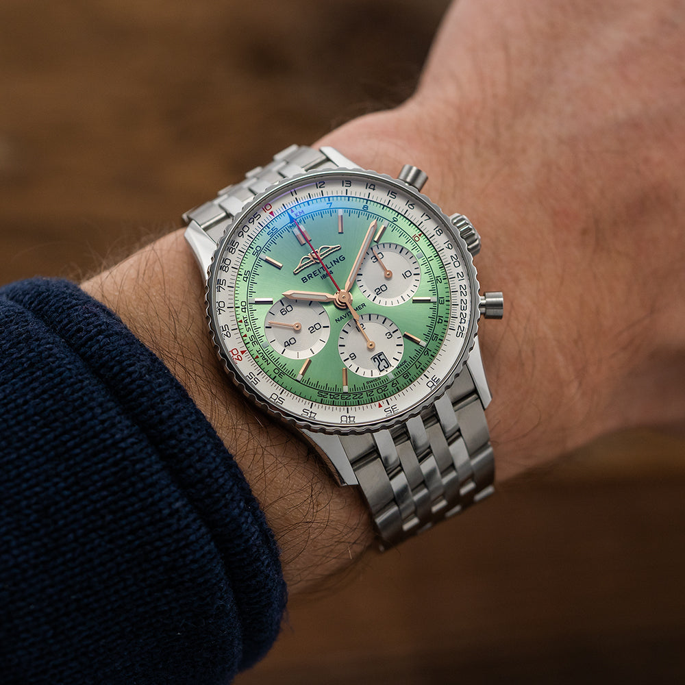 Navitimer B01 Chronograph 41mm Mint Green on Leather Strap