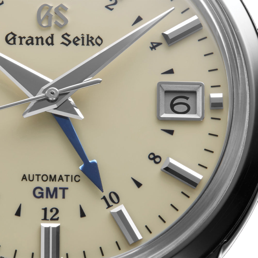 SBGM221 Elegance Mechanical GMT 39.5mm - Ivory on Leather Strap