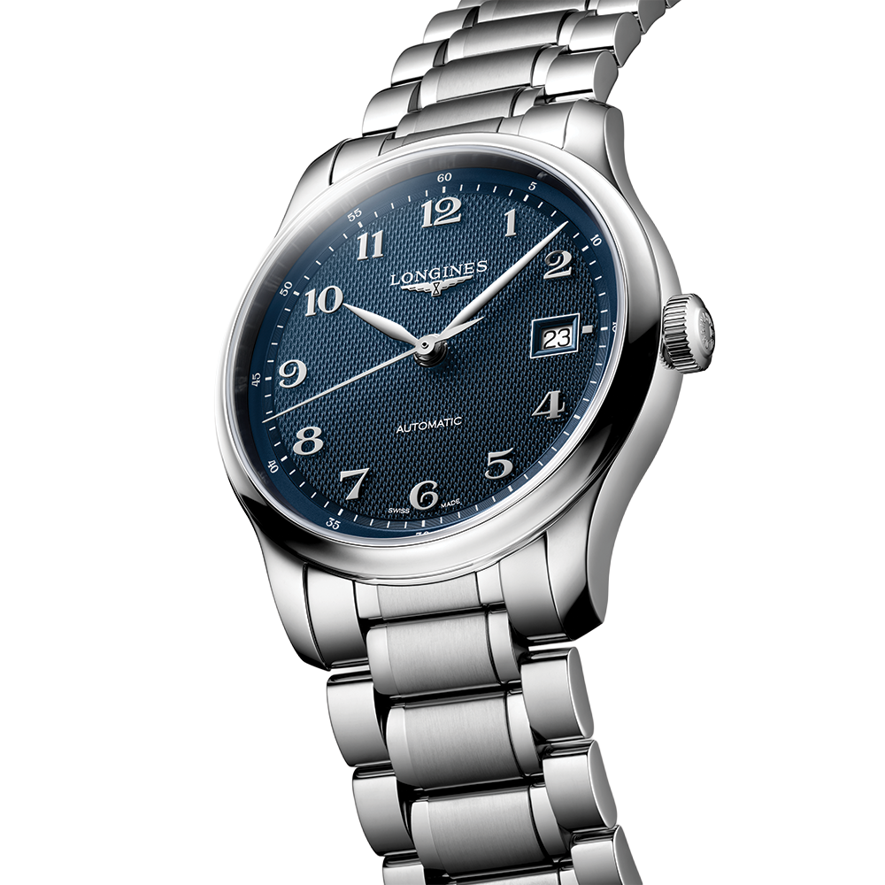 Master 39mm - Blue on Bracelet