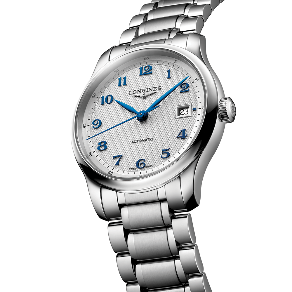 Master 39mm - Silver on Bracelet