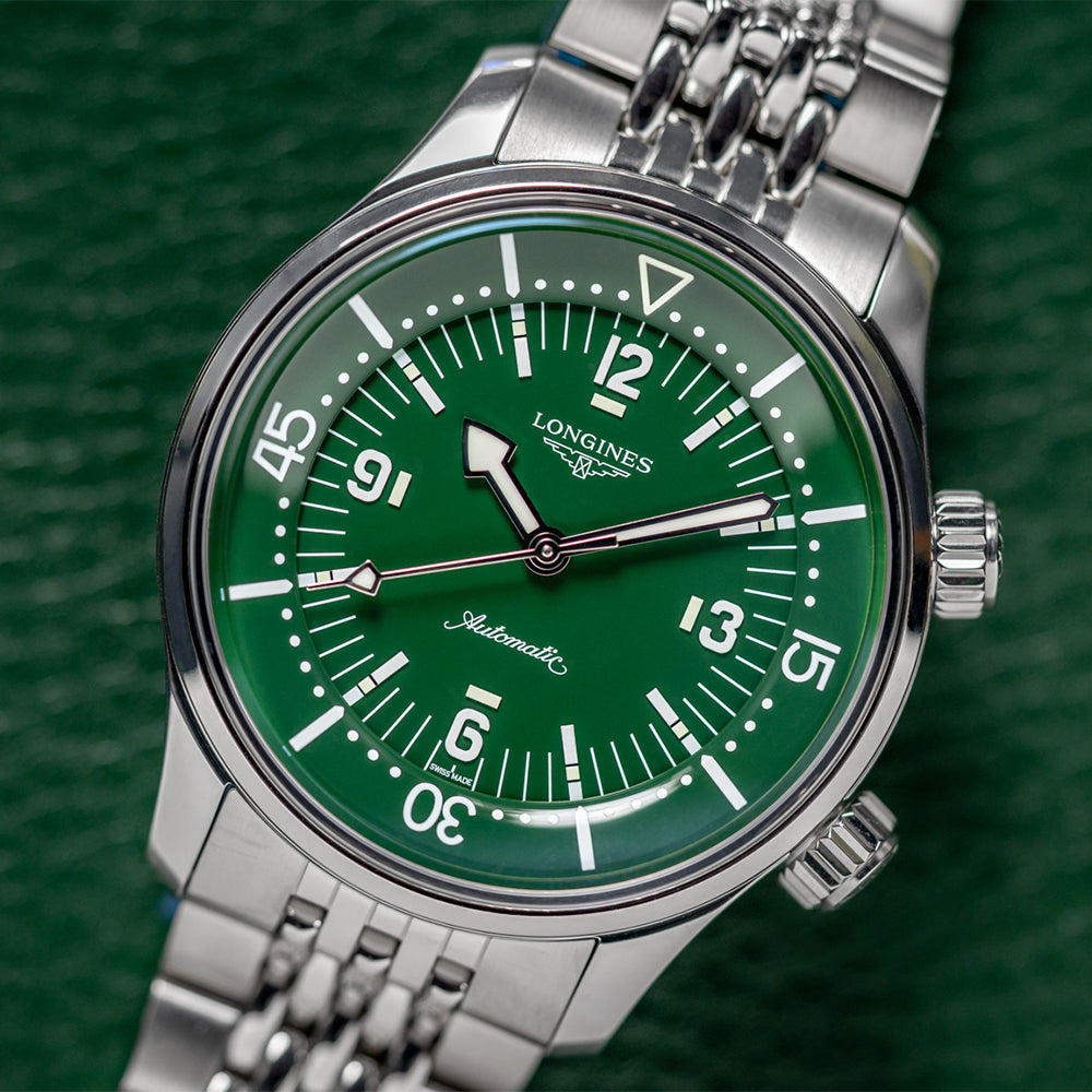 Legend Diver 39mm - Green on Braclet