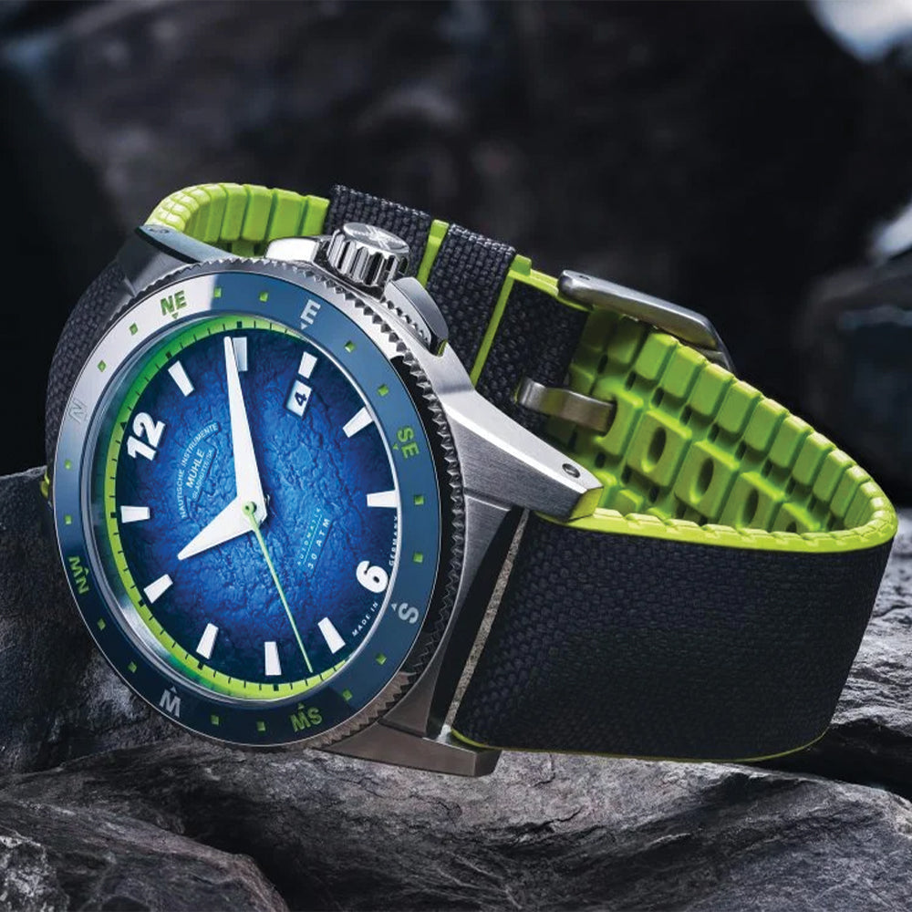 Sportivo Compass Date 42.5mm - Blue on Canvas-Rubber Strap