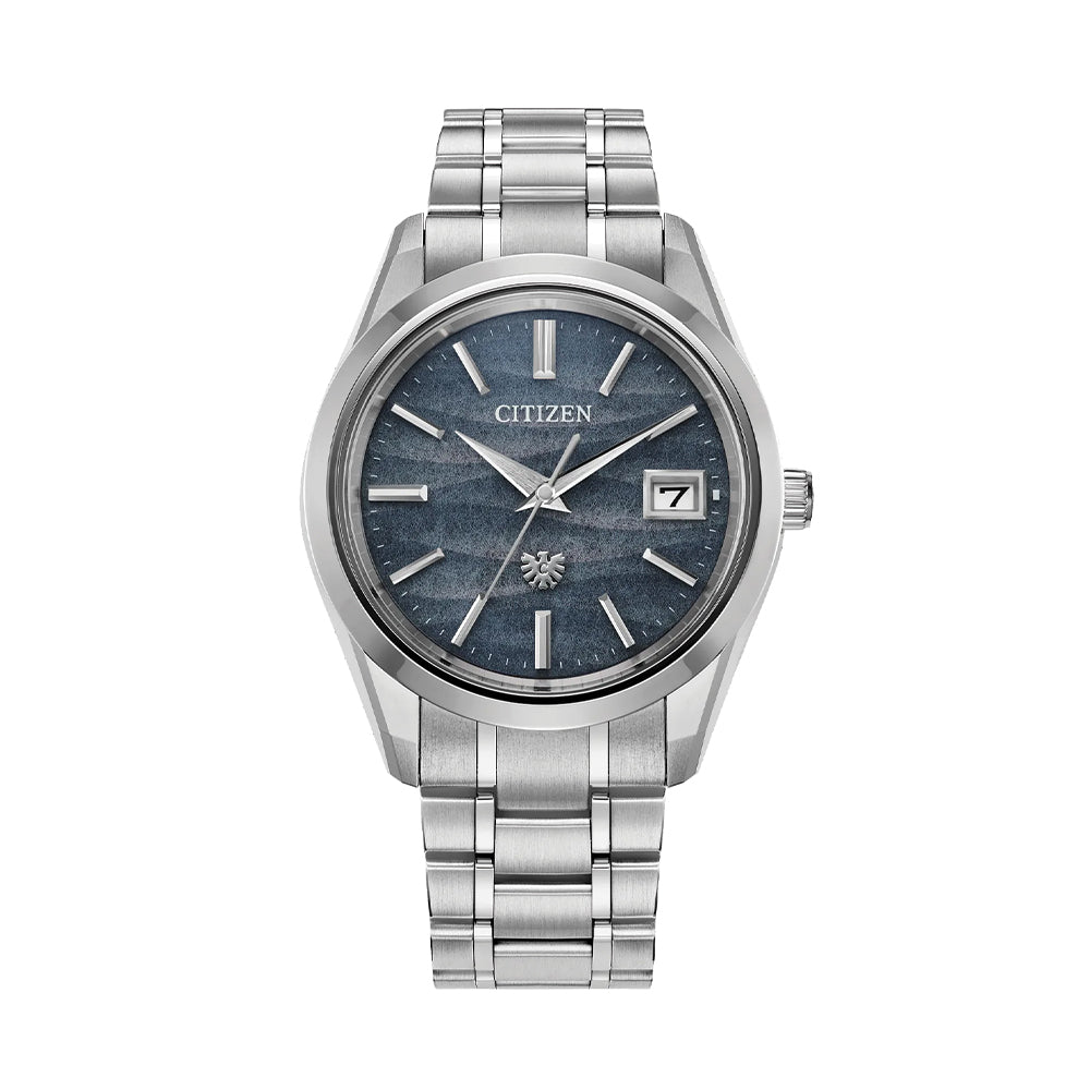 The CITIZEN Eco-Drive Super Titanium 38.3mm - Grey on Bracelet